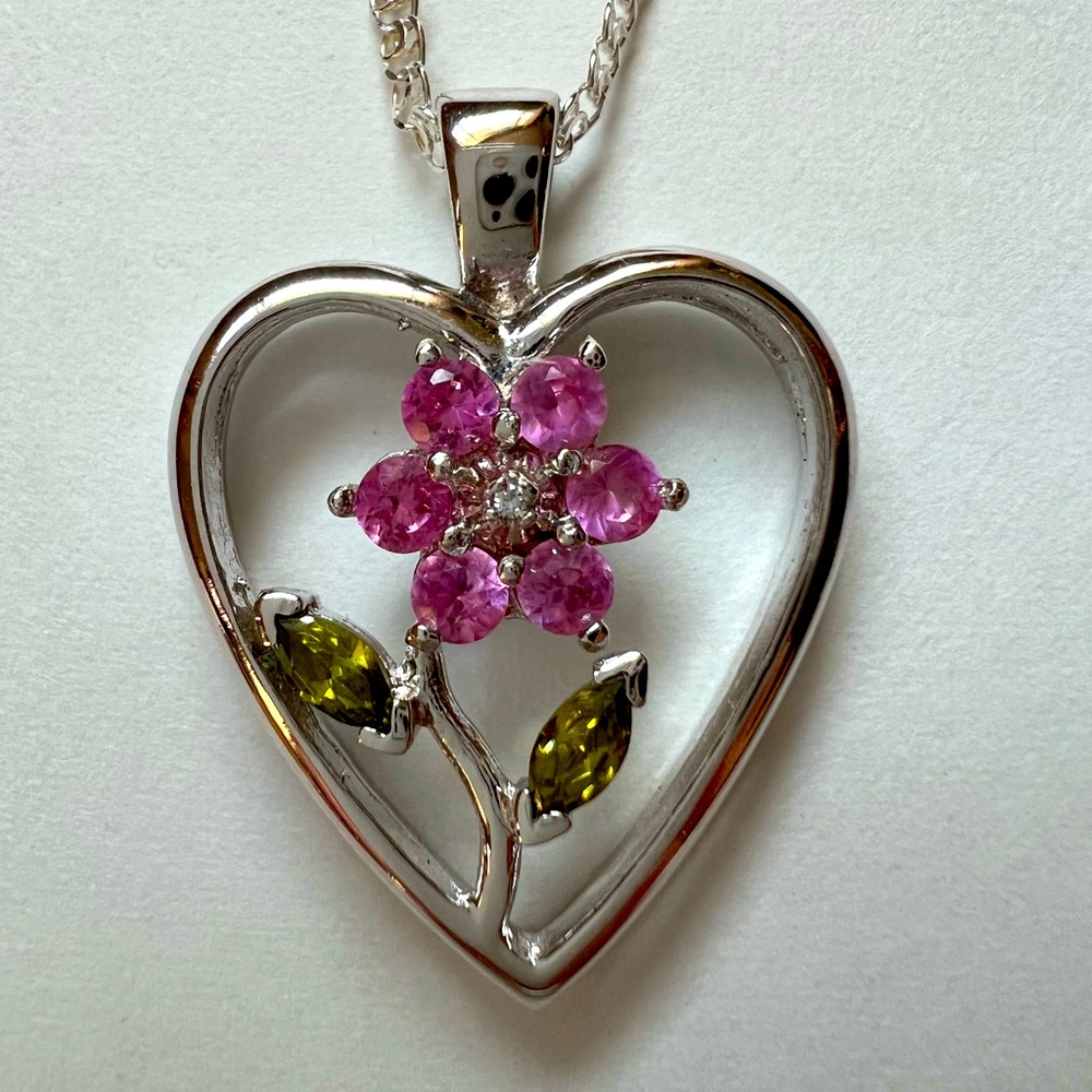 Beautiful Heart necklace!